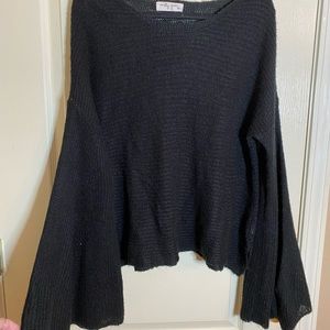 Black Molly Green Sweater w Flared Sleeves